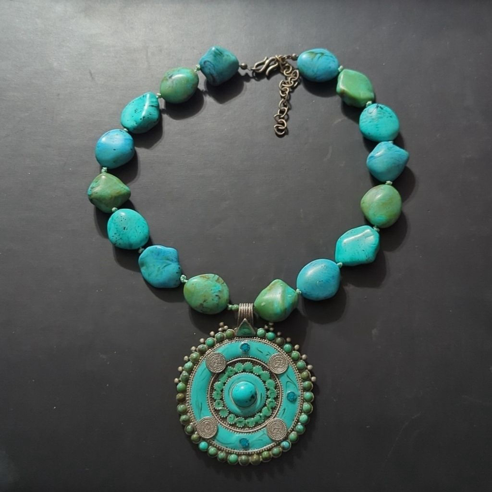 Silver Tone Blue Faux Turquoise Mandala Disc Pendant Chunky Statement Necklace